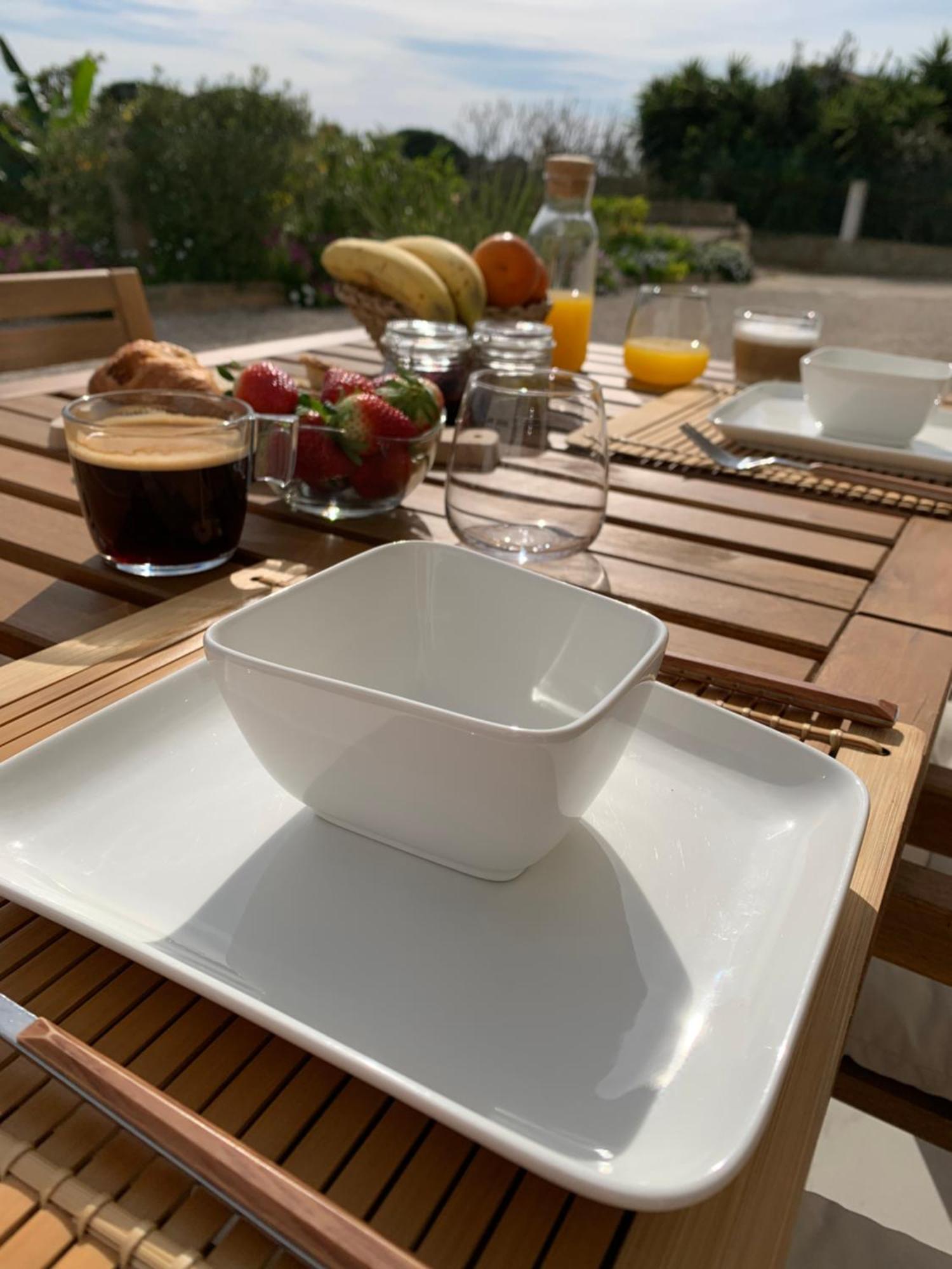 A Tranquil Garden Apartment, Carvoeiro - Benagil Carvoeiro (Lagoa) Exterior foto