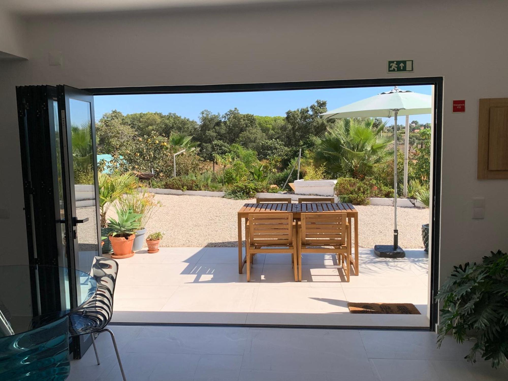 A Tranquil Garden Apartment, Carvoeiro - Benagil Carvoeiro (Lagoa) Exterior foto